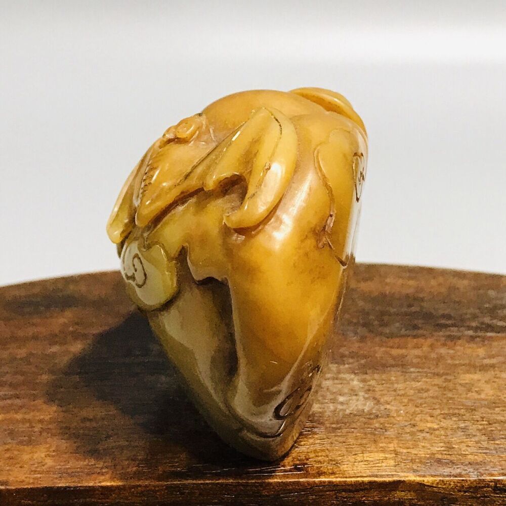 Chinese Shoushan Tianhuang Stone Carving Exquisite Statue Fine Seal Collectible