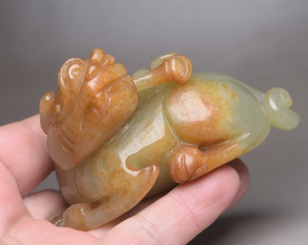 Chinese Antique Hetian Jade Carved Sculpture Exquisite Beast Statue Collections