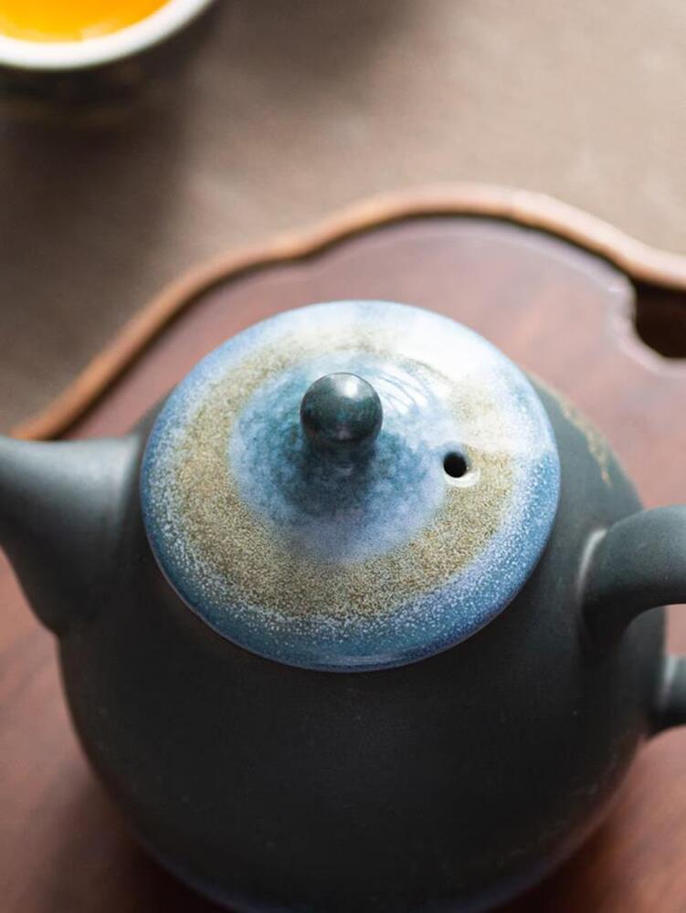 Embersceramic Ceramic Teapot Gold Deer Chinese Tea Pot