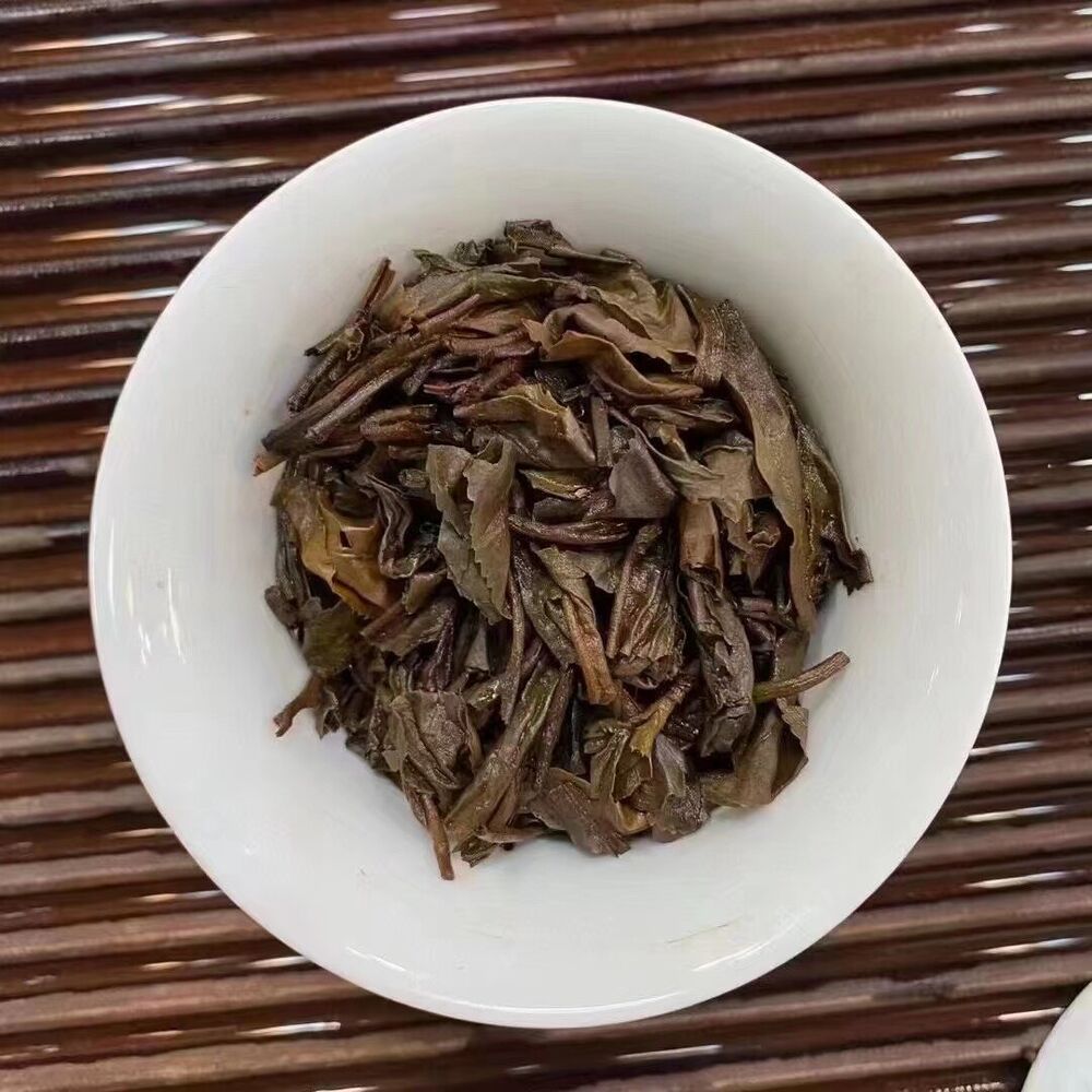 357g Yunnan Old Puerh Tea Cake 2005 Xinghai Banzhang Sheng Pu-erh Tea Pu'er Tea