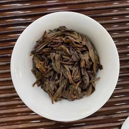 357g Yunnan Old Puerh Tea Cake 2005 Xinghai Banzhang Sheng Pu-erh Tea Pu'er Tea