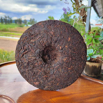 Menhai Old Tree Puerh Ripe Tea Yunna Pu'er Black Tea 357g Pu-erh Cooked Tea Cake