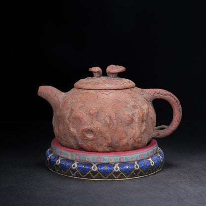 Chinese Yixing Zisha Clay Handmade Exquisite Teapot（供春 底款：裴石民）