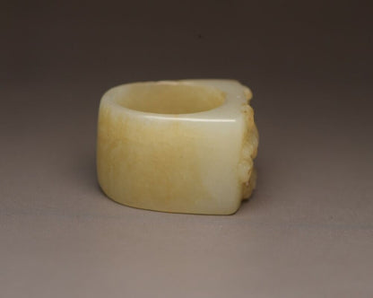 Chinese Natural Hetian Jade Carved Exquisite Statue Thumb Ring Jewelry Art Rare