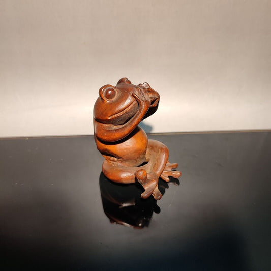 Funny mini frog statue children gift Hobby collection wooden carving home decor