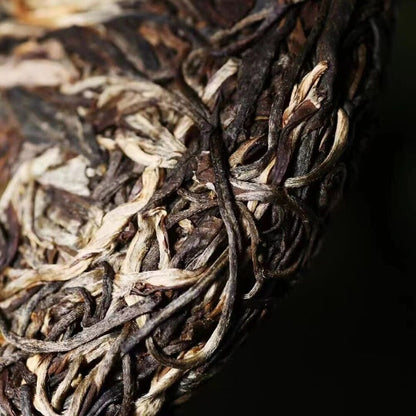 200g Yunnan Puerh Tea Mannuo Premium Pu-erh Raw Tea Cake Organic Pu'er Green Tea