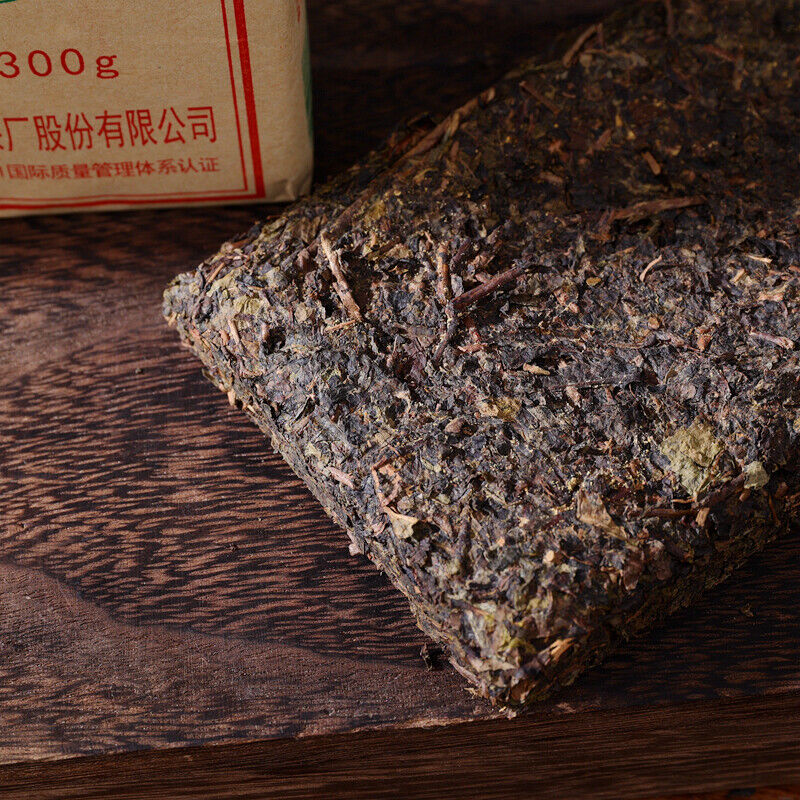 China Anhua Baishaxi Dark Tea with Golden Flower Dark Tea Fu Brick Fu Zhuan 300g