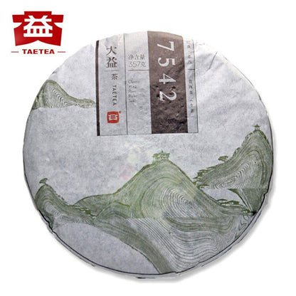 Sheng Puerh Premium Dayi 1401 Lot Raw Puer Menghai Tea Pastry 357g TAETEA-