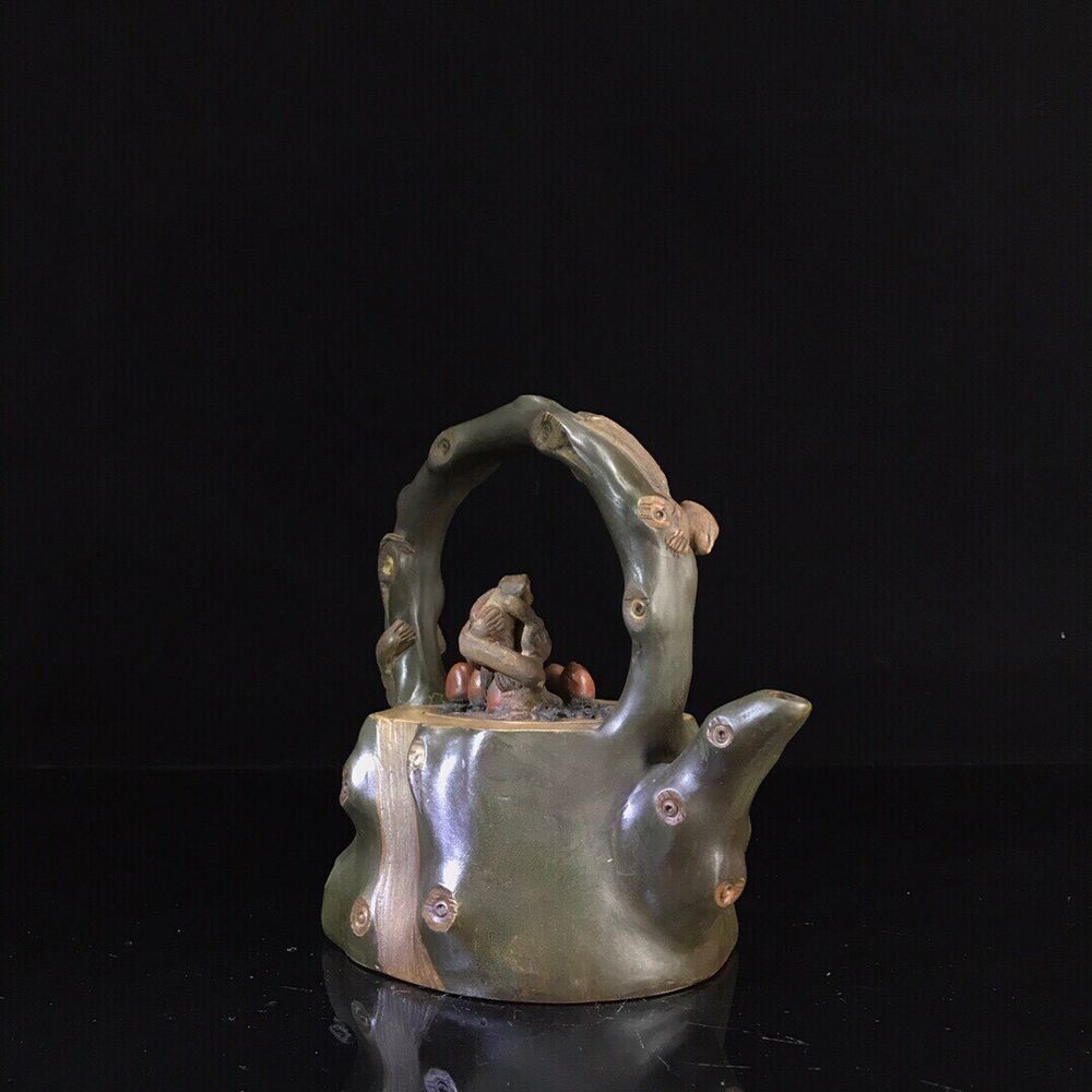 vintage chinese yixing purple clay teapot zisha ceremony carving Collectible art