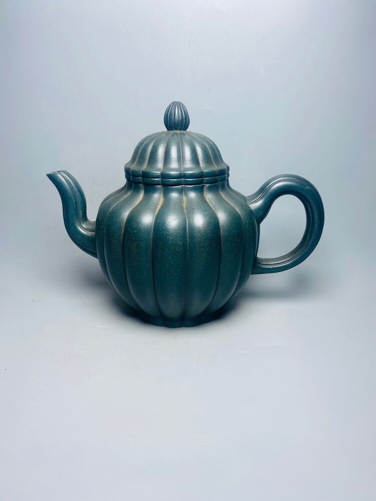 Chinese Yixing Zisha Clay Handmade Exquisite Teapot （筋纹 底款：王小平）