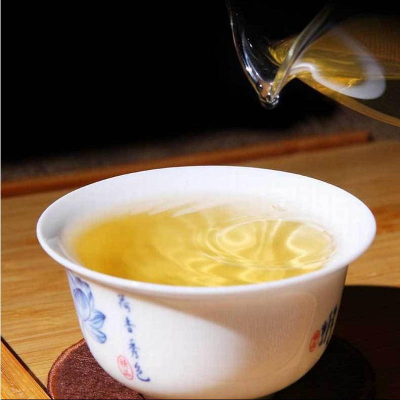 357g Yunnan Pu-erh Shengcha Jingmai Raw Puerh Tea Cake Chinese Pu'er Green Tea