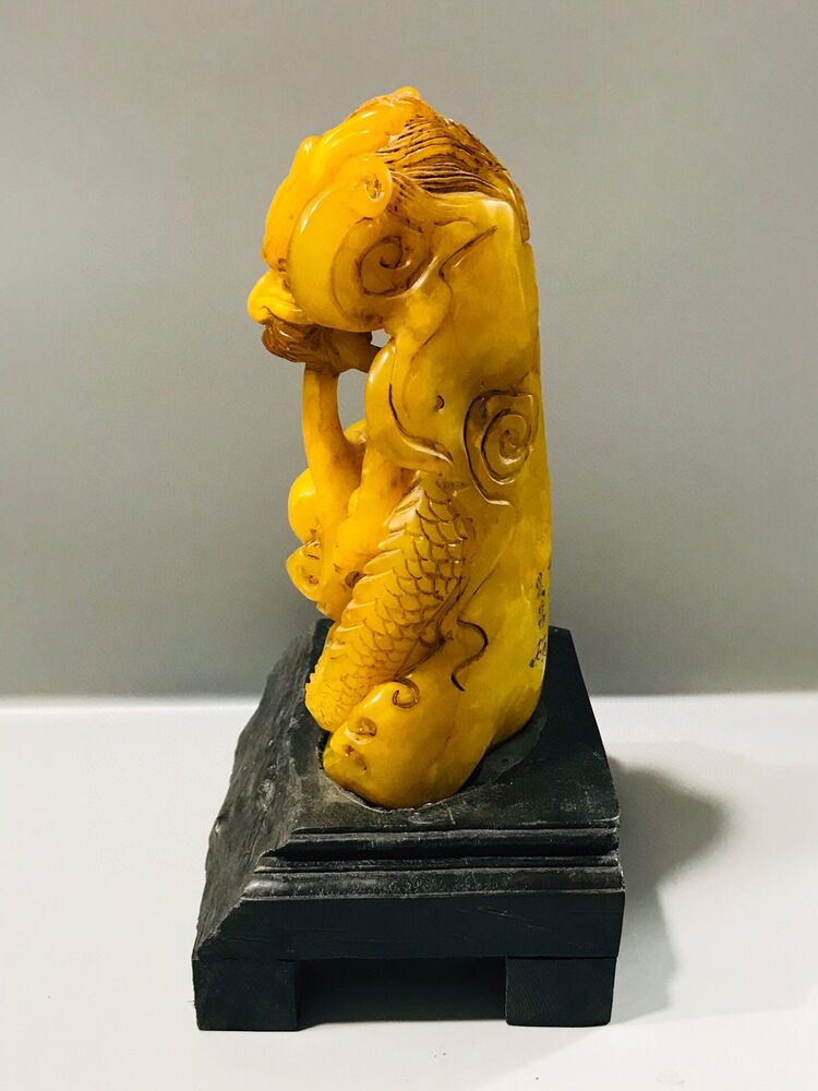 Chinese Shoushan Tianhuang Stone Carved Dragon Statue Seal Decor Collectible Art
