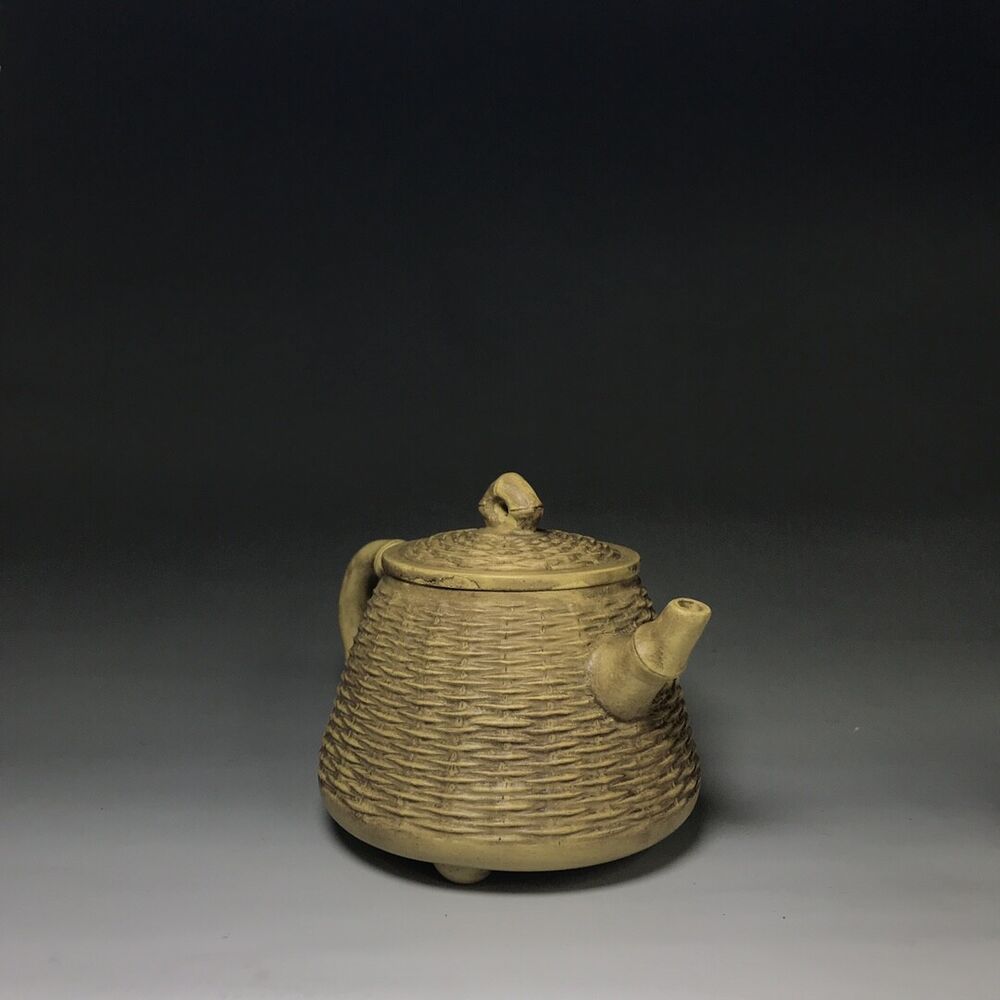 vintage chinese yixing purple clay teapot zisha ceremony carving Collectible art