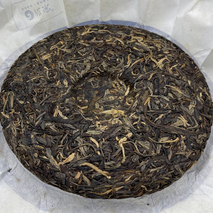 Pu'er tea, 2021, Niuqi Chongtian Niuqi Tianchong, 357 grams, raw