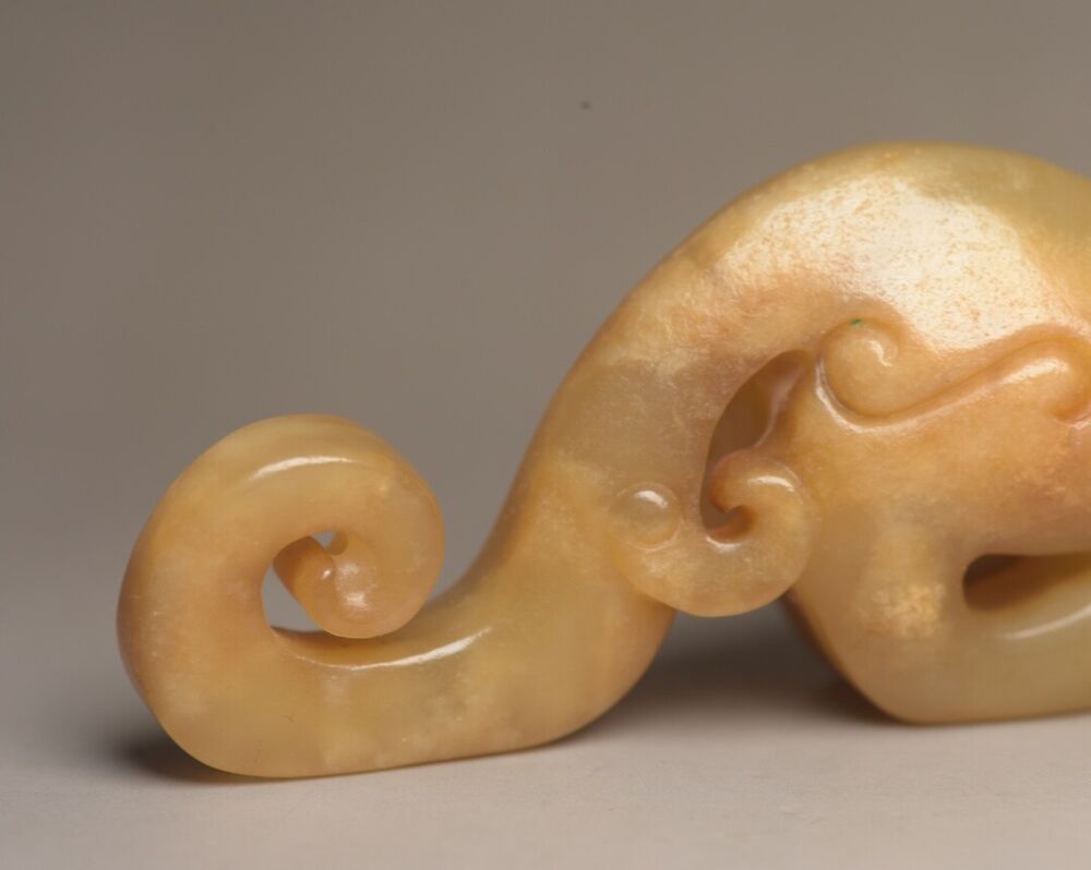 Collections Chinese Antique Hetian Jade Carved Beast Statue Nice Unique Figurine