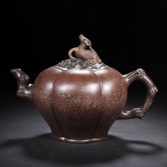 Chinese Yixing Zisha Clay Handmade Exquisite Teapot（一路向前 底款：蒋燕亭）