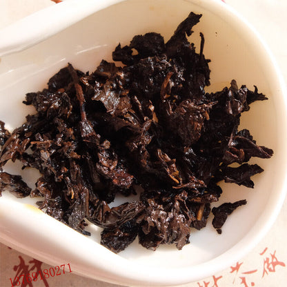 380g Yongde Ancient Tree Lao Cha Tou Pu-erh Tea Cake Ripe Pu'er Puer Tea