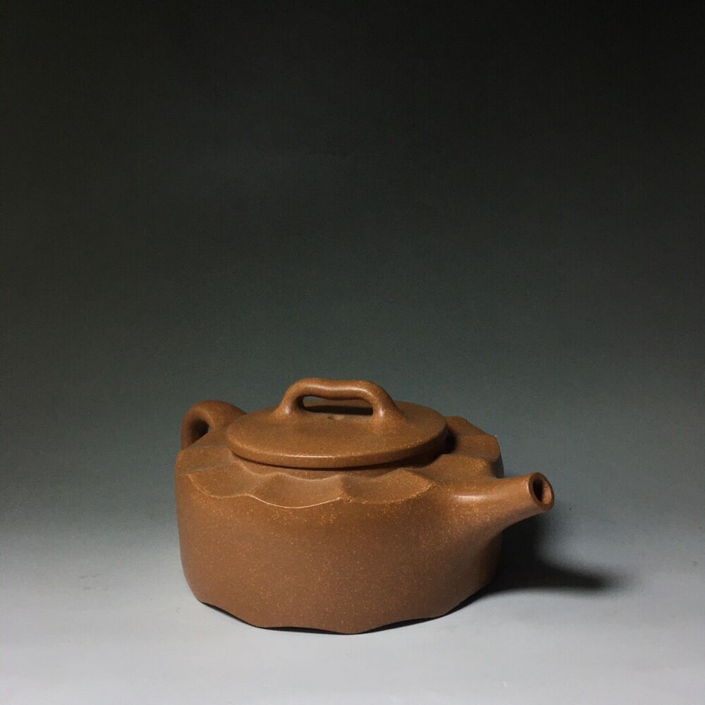 vintage chinese yixing purple clay teapot zisha ceremony carving Collectible art