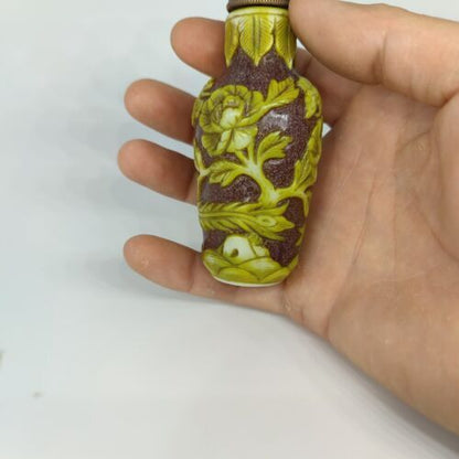 Fine yellow Glass Lucky Snuff Bottle carved phoenix statue flower colored glaze