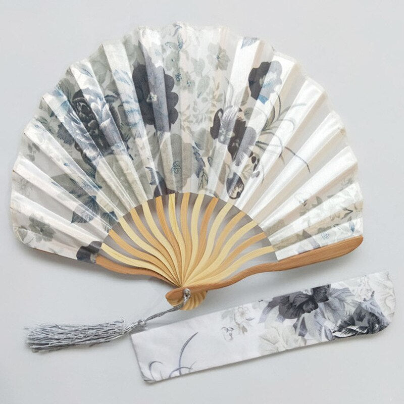 1-Piece Elegant Ladies Silk Flower Hand Folding Fan Japanese Style Wedding Party Props -