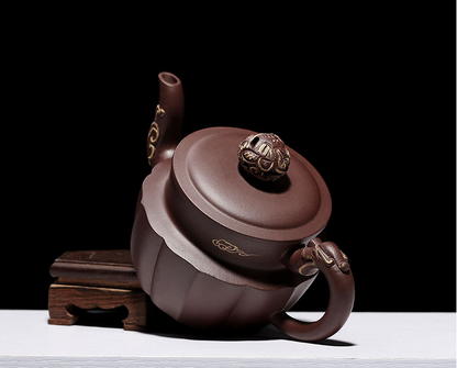 Chinese Yixing Zisha Clay Handmade Exquisite Teapot （螭龙戏珠 底款：常月红）