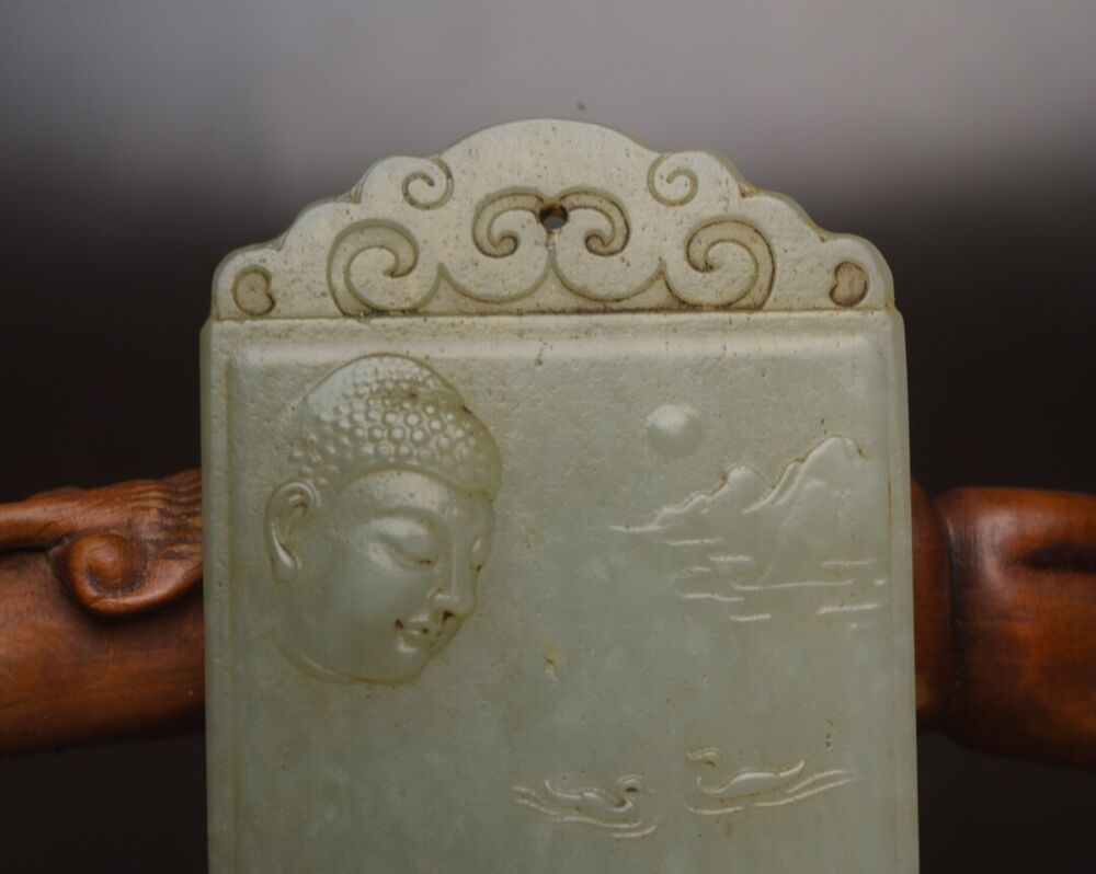 Chinese Natural Hetian Jade Carving Buddha Statue Good Luck Pendant Jewelry Rare