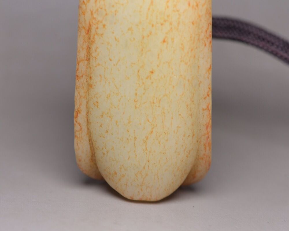 Chinese Natural Hetian Jade Carving Cicada Statue Nice Figurine Pendant Jewelry