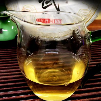 357g Yunnan Puerh Tea Yiwu Spring Pu-erh Raw Tea Cake Chinese Premium Pu'er Tea
