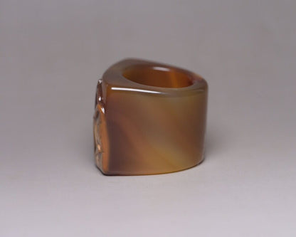 Chinese Natural Agate Hand Carved Fish Statue Exquisite Thumb Ring Jewelry Rare