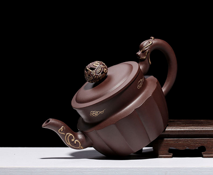 Chinese Yixing Zisha Clay Handmade Exquisite Teapot （螭龙戏珠 底款：常月红）