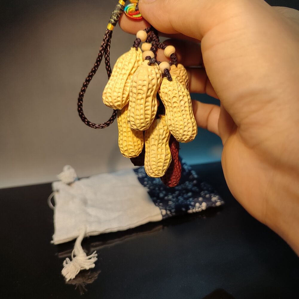Craft Wooden Carved Pendant Ornament Car Decor Boxwood Peanut Statue Xmas gift