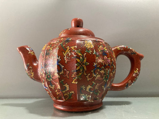 Chinese Yixing Zisha Clay Handmade Exquisite Teapot （紫砂彩绘壶）