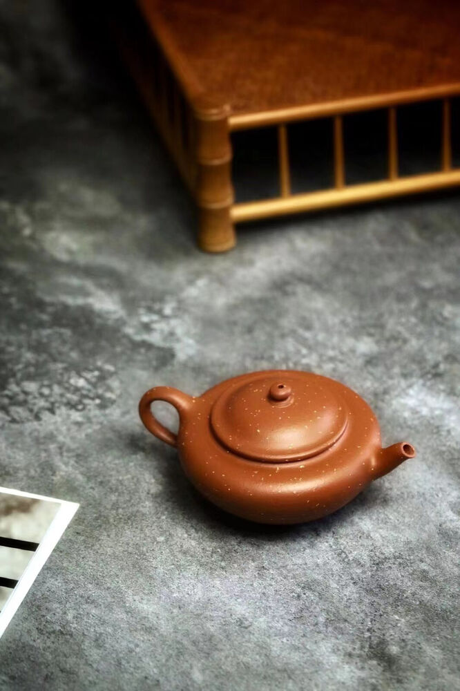 130cc chinese Yixing Handmade Zisha Zhu clay Teapot XiangYe Hu Tea Pot