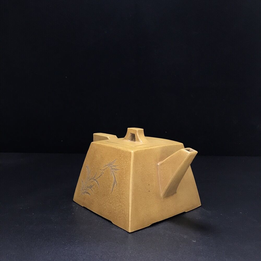 vintage chinese yixing purple clay teapot zisha ceremony carving Collectible art