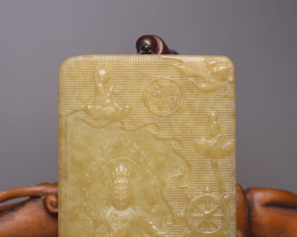 Chinese Natural Hetian Jade Carved Guanyin Statue Lucky Jade Pendant Jewelry Art
