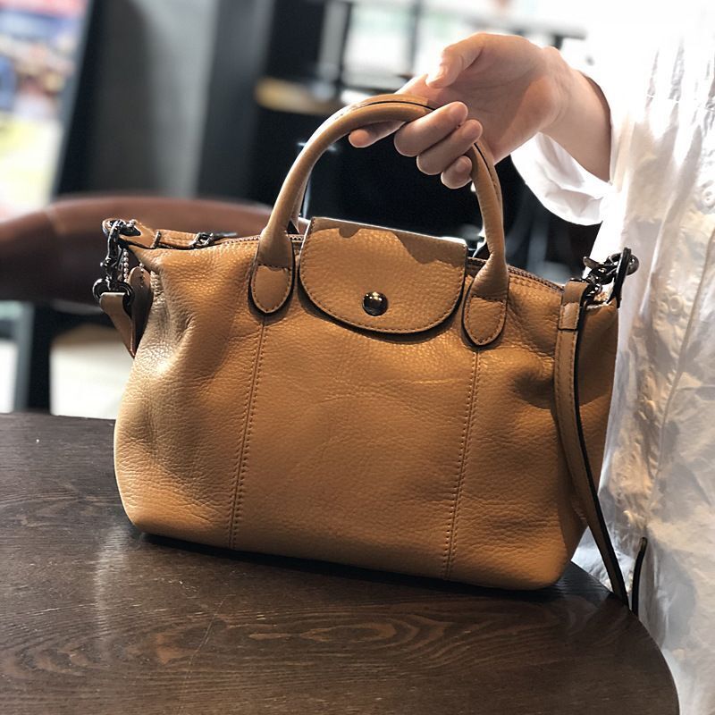 Genuine Leather Shoulder Messenger Clutch Simple Style Dumpling Purses Handbags