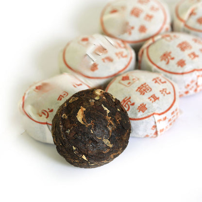 HELLOYOUNG Tribute Chrysanthemum Flower Puer Pu'er Pu erh Tea Mini Ripe Cake