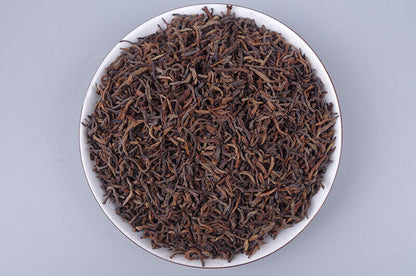 Yunnan Puerh Ripe Tea 2008 Ancient Tree Spring Tea Palace Golden Bud Black Tea