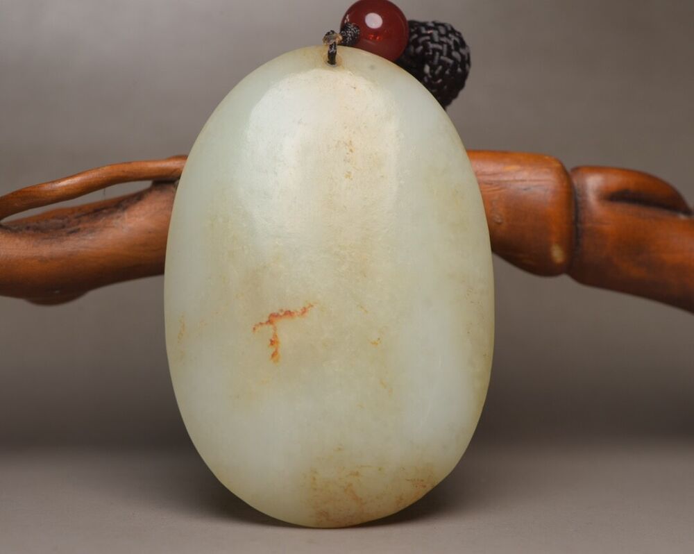 Chinese Natural Hetian Jade Carved Kwan Yin Statue Good Luck Pendant Jewelry Art