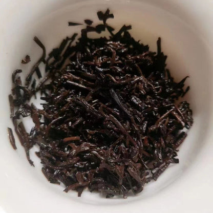 357g Yunnan Puerh Ripe Tea Cake 2004 Panda Palace Pu'er Tea Old Pu-erh Cake Tea