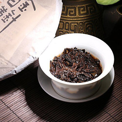 Dian Mai White Lotus puer tea cake 357g