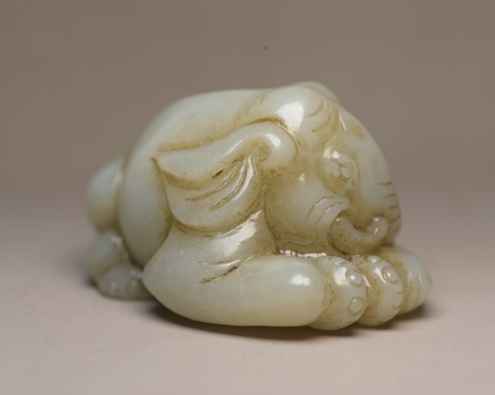 Collection Chinese Natural Hetian Jade Carved Elephant Statue Figurine Ornaments