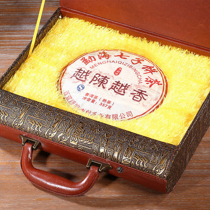 Yunnan Pu'er Tea Gift Box Aged Palace Tea 357g Menghai Qizi Cake Tea Gift Tea