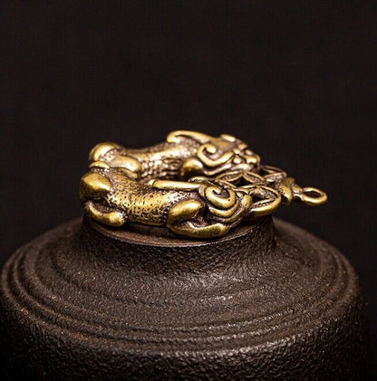 37MM Chinese Bronze Brass Animal Two Pixiu Pi Xiu Unicorn Wealth Amulet Pendant