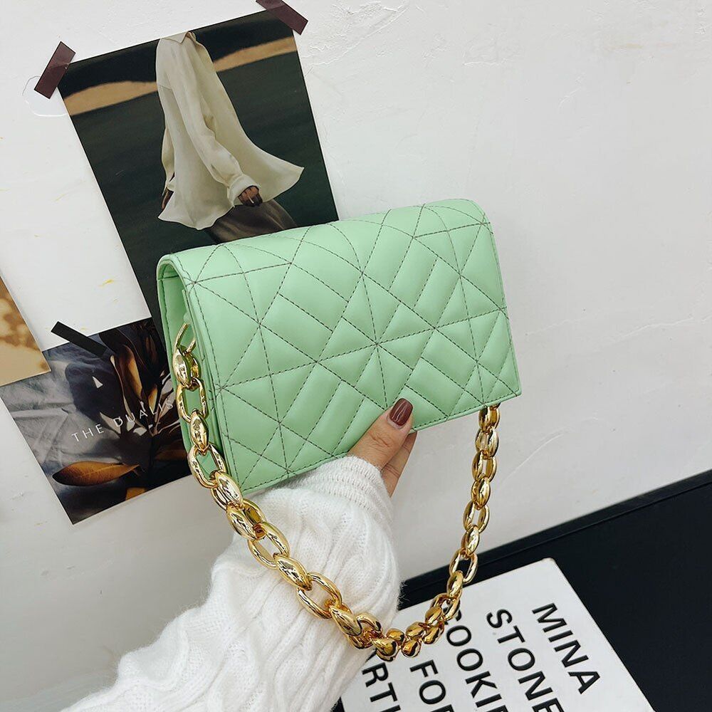 Women Shoulder Bag Metal Thick Chain Quilted Purse Handbag Clutch Bag 22*14*6 CM