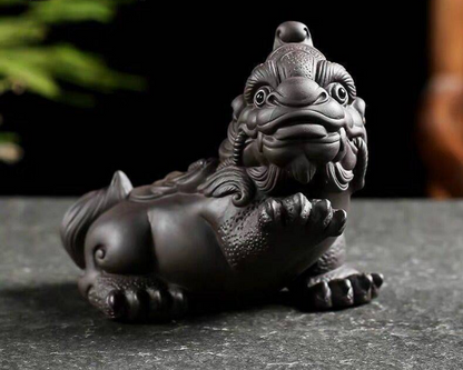 creative yixing zisha tea pet purple clay mythic animals home decoration Chinese