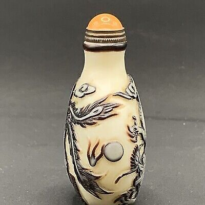 chinese glass Old Beijing exquisite dragon phoenix statue snuff bottle carving