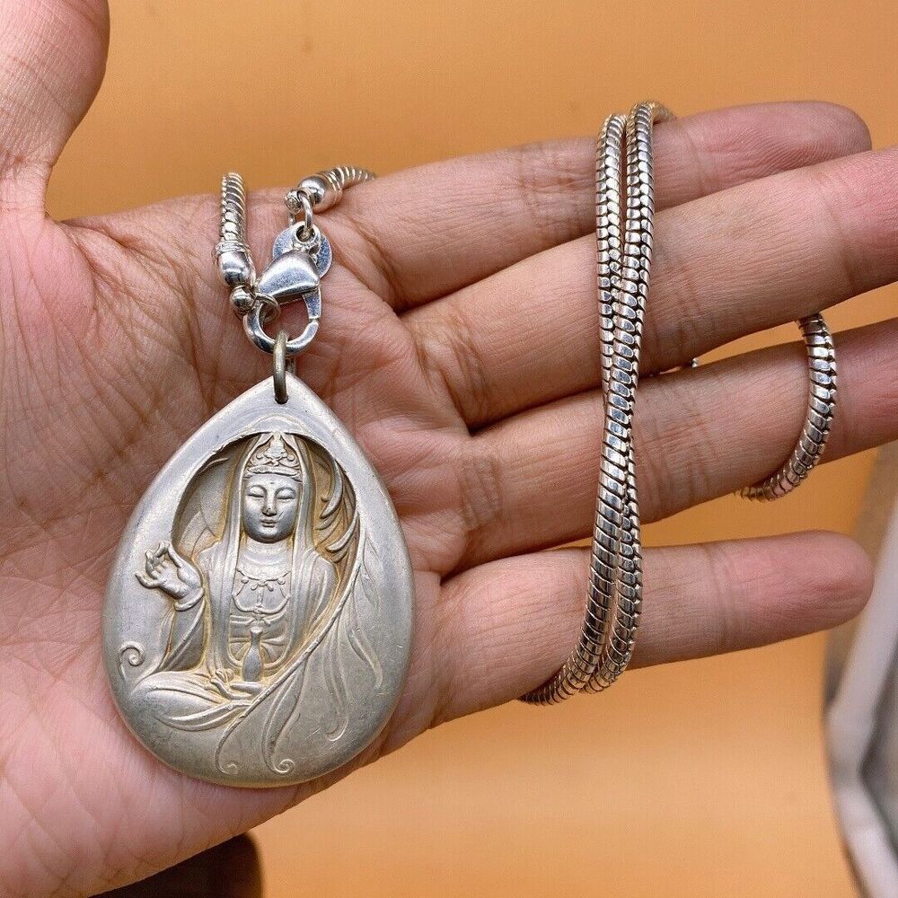old tibet miao silver hand carving skull Statue necklace noble gift