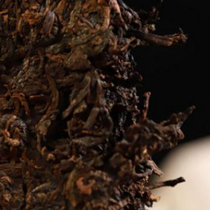 357g Yunnan 2010 Year Aged Puerh Ripe Tea Cake Qizi Ecological Cooked Pu-erh Tea