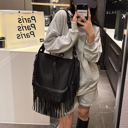 CELELA Tassel Popular Bag Women's Vintage Bag Shoulder Messenger Crossbody Bag